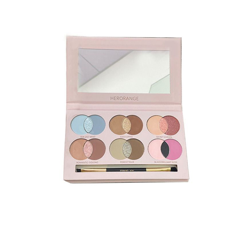 Her orange Eye pallete kit with brush