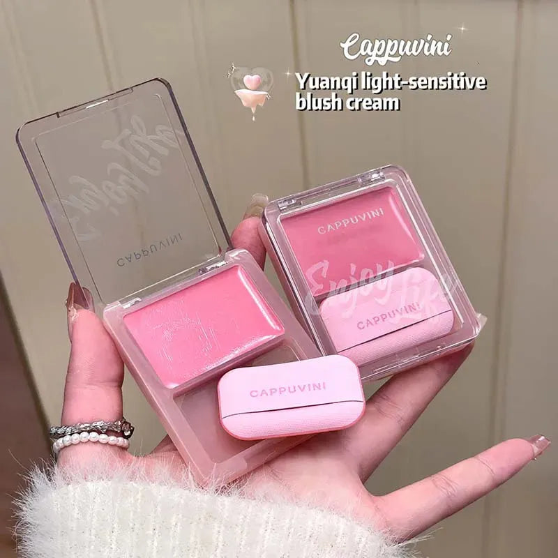 Cappuvini Blush With Applicator