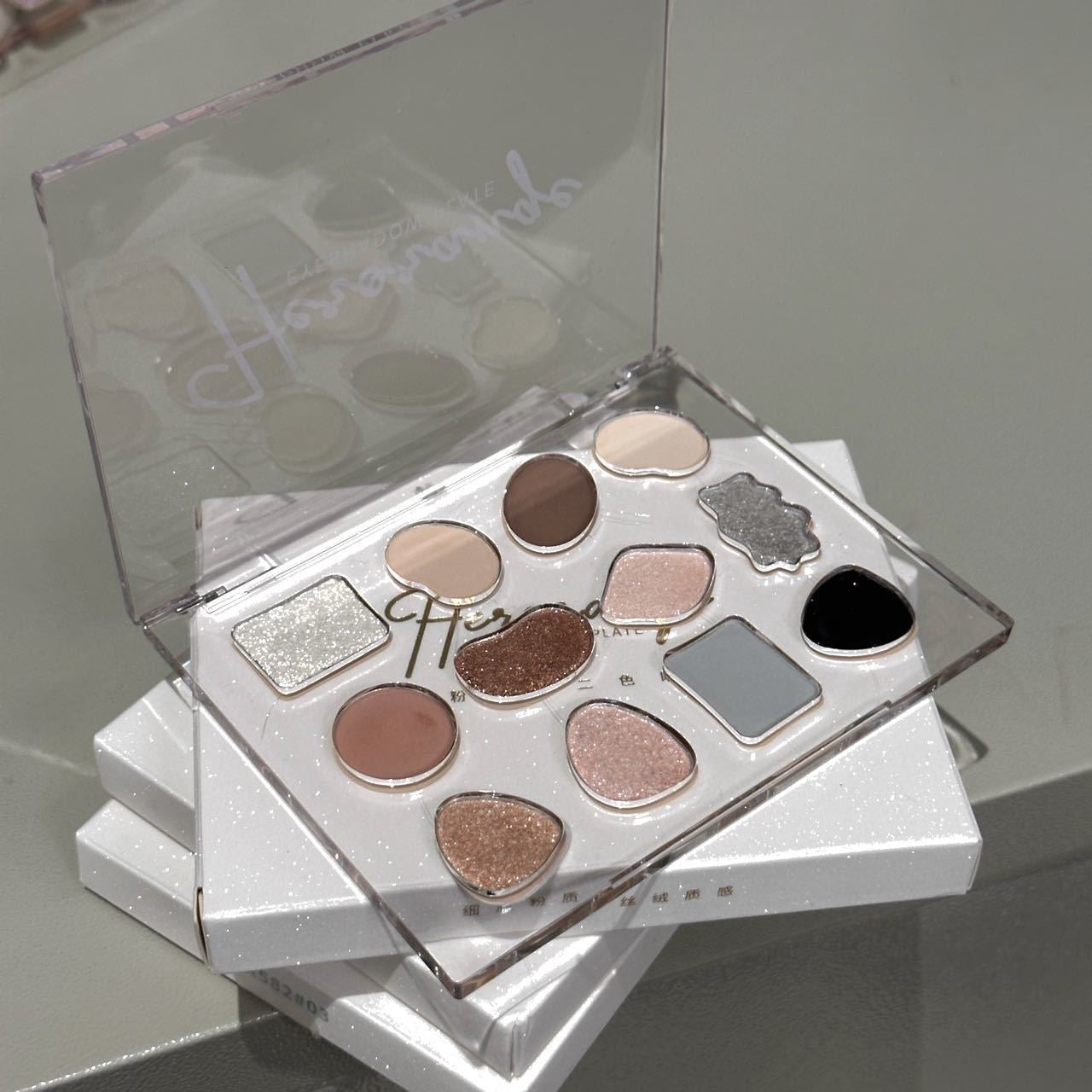 Her orange Premium Glass Eyeshadow
