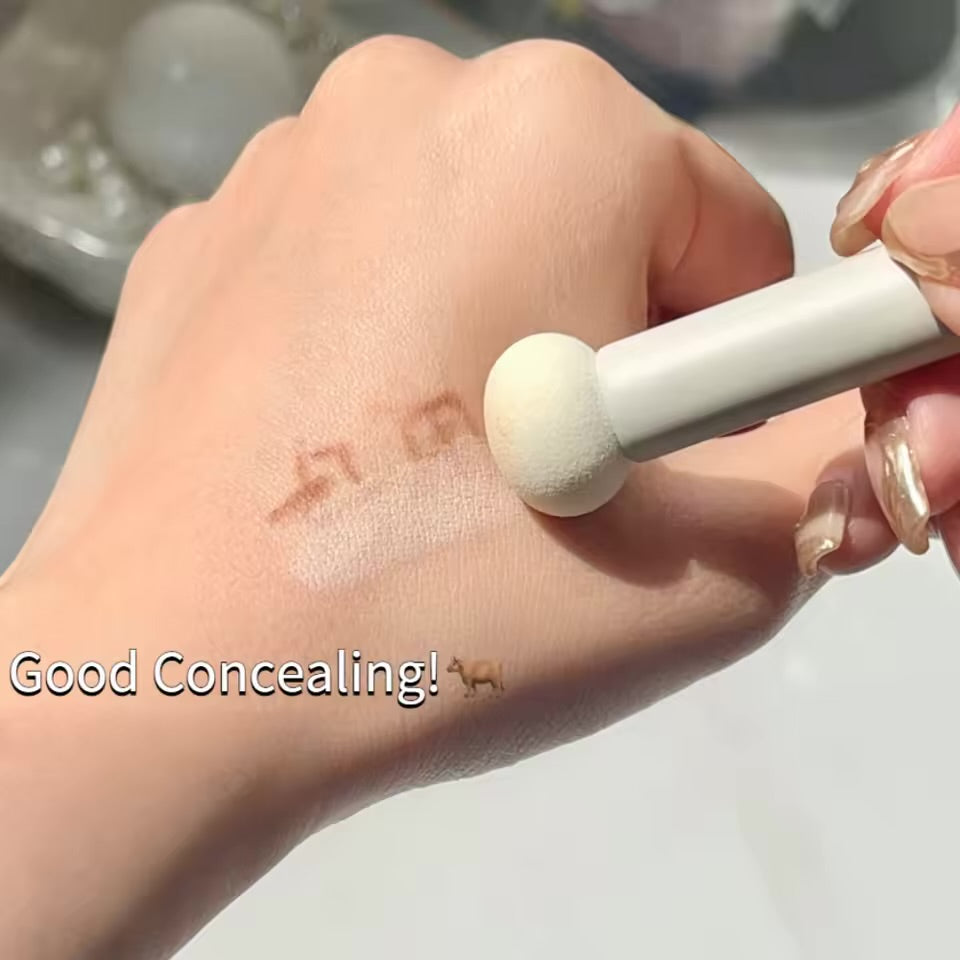 Concealer Mushroom Brush Applicator