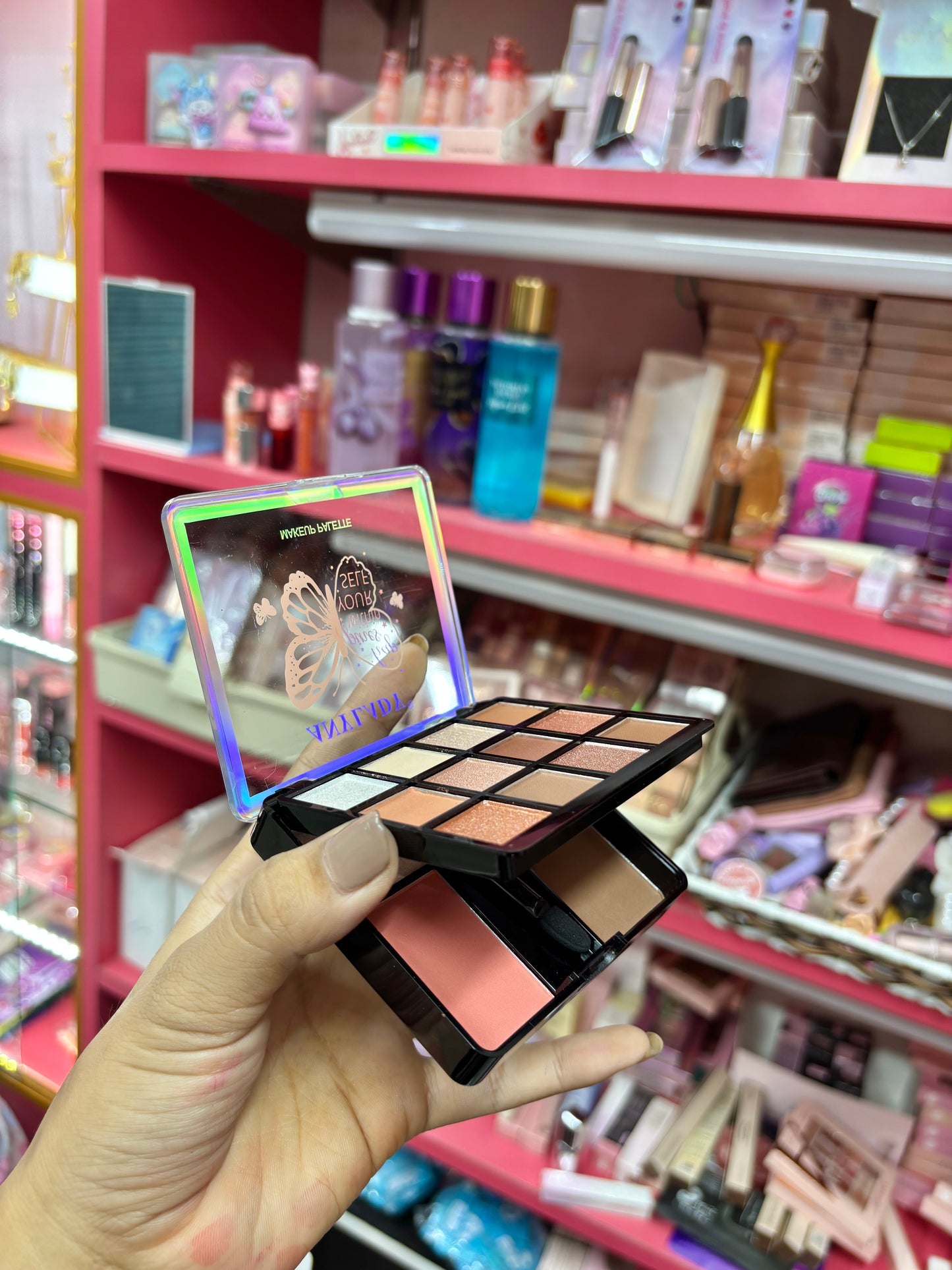 Eyeshadow|Blusher| Highlighter Pallete