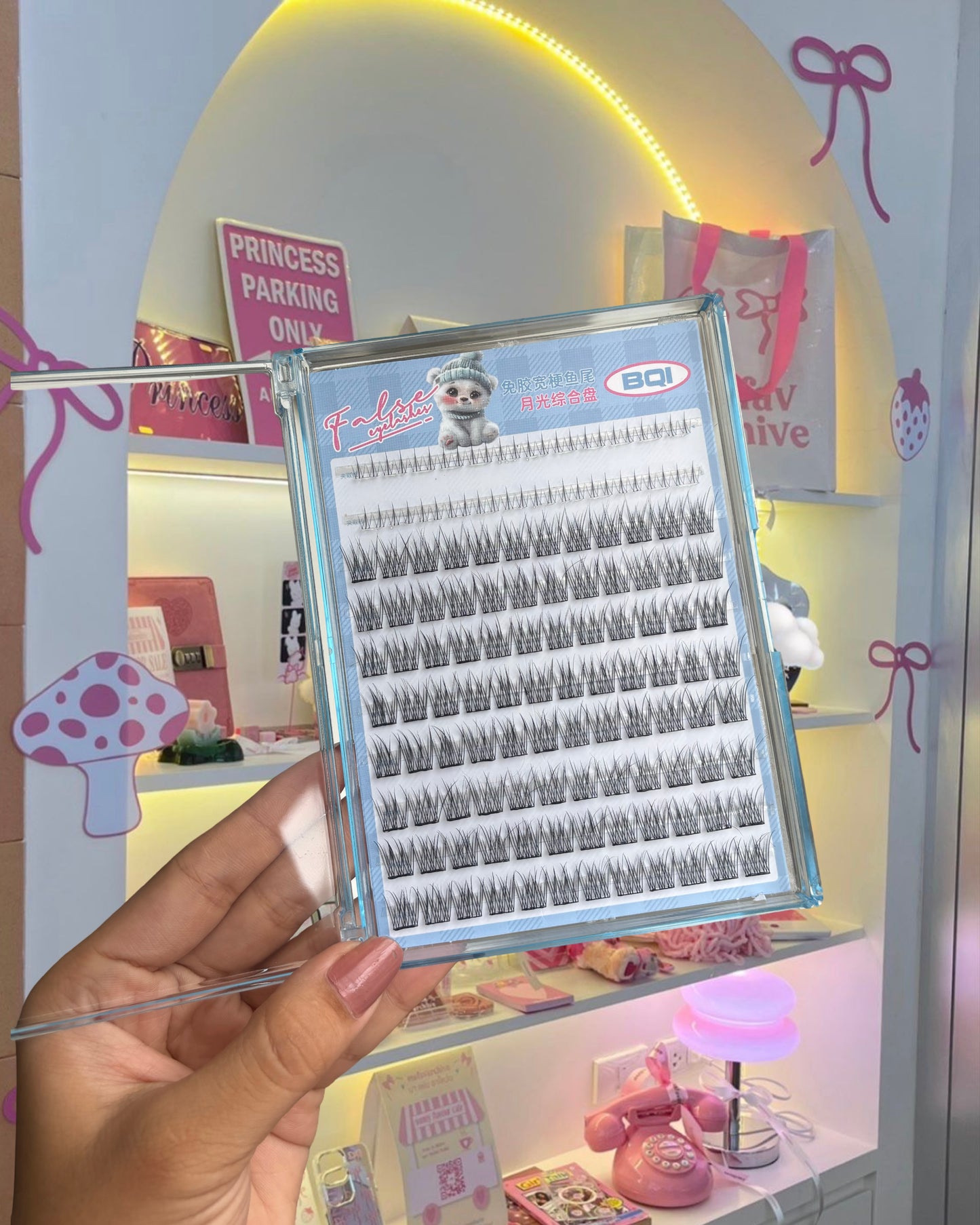 Self adhesive lower + upper eyelash