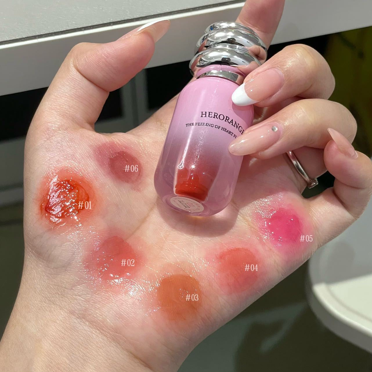 Herorange tinted lipglaze