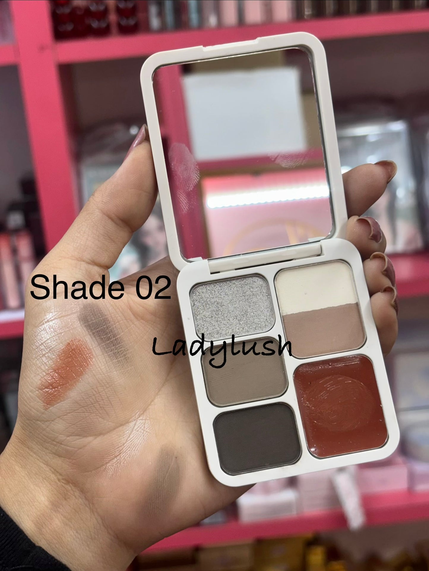 Her orange Makeup pallete