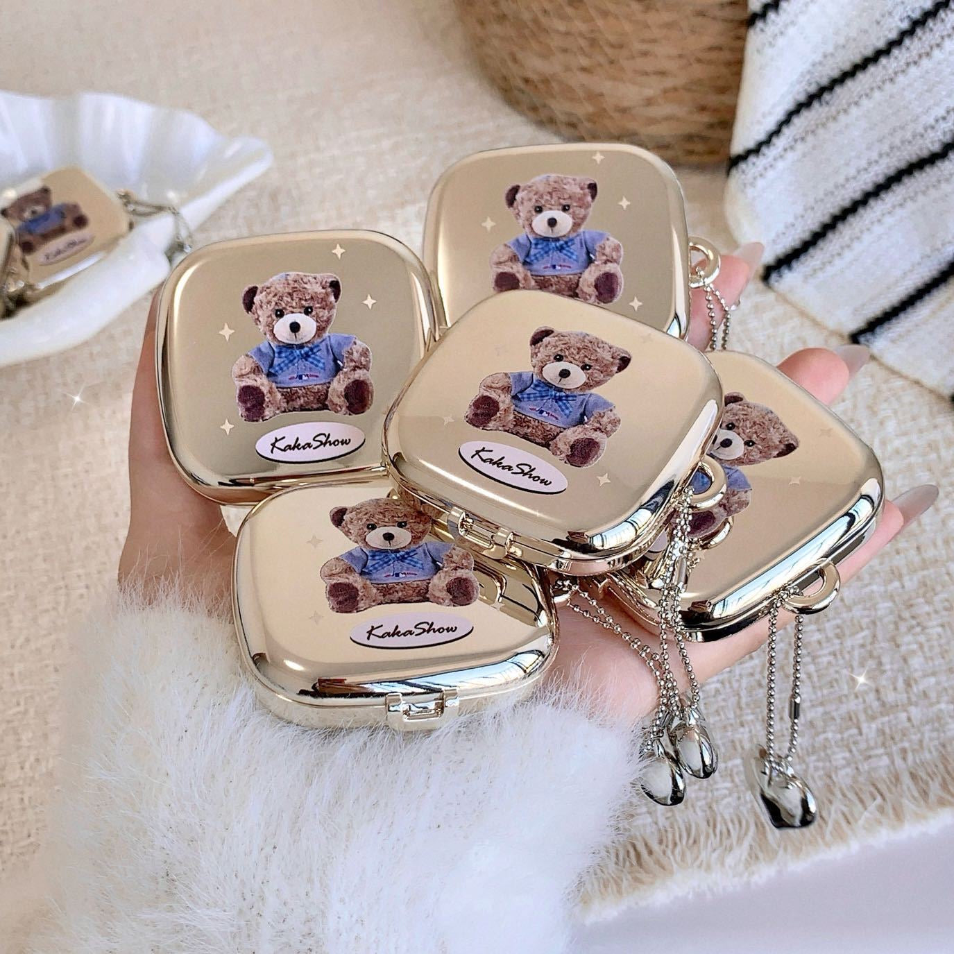 Kaka show Eyeshadow Pallete With Charm